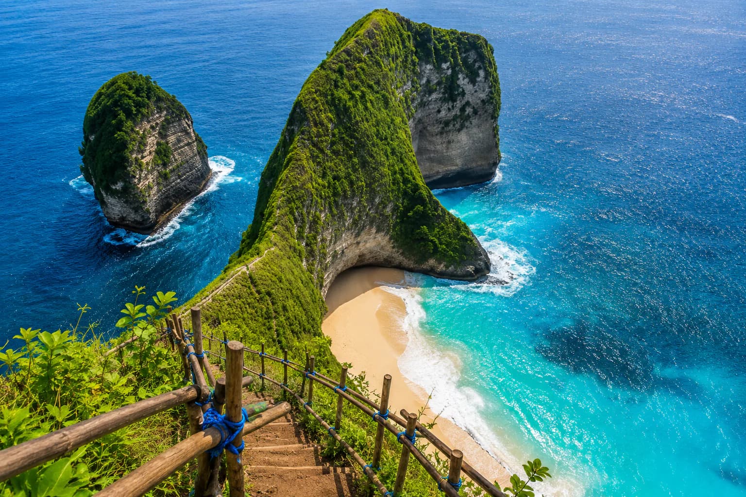 Bali Indonesia Escape – Temples, Beaches & Island Adventures  6 Days / 5 Nights